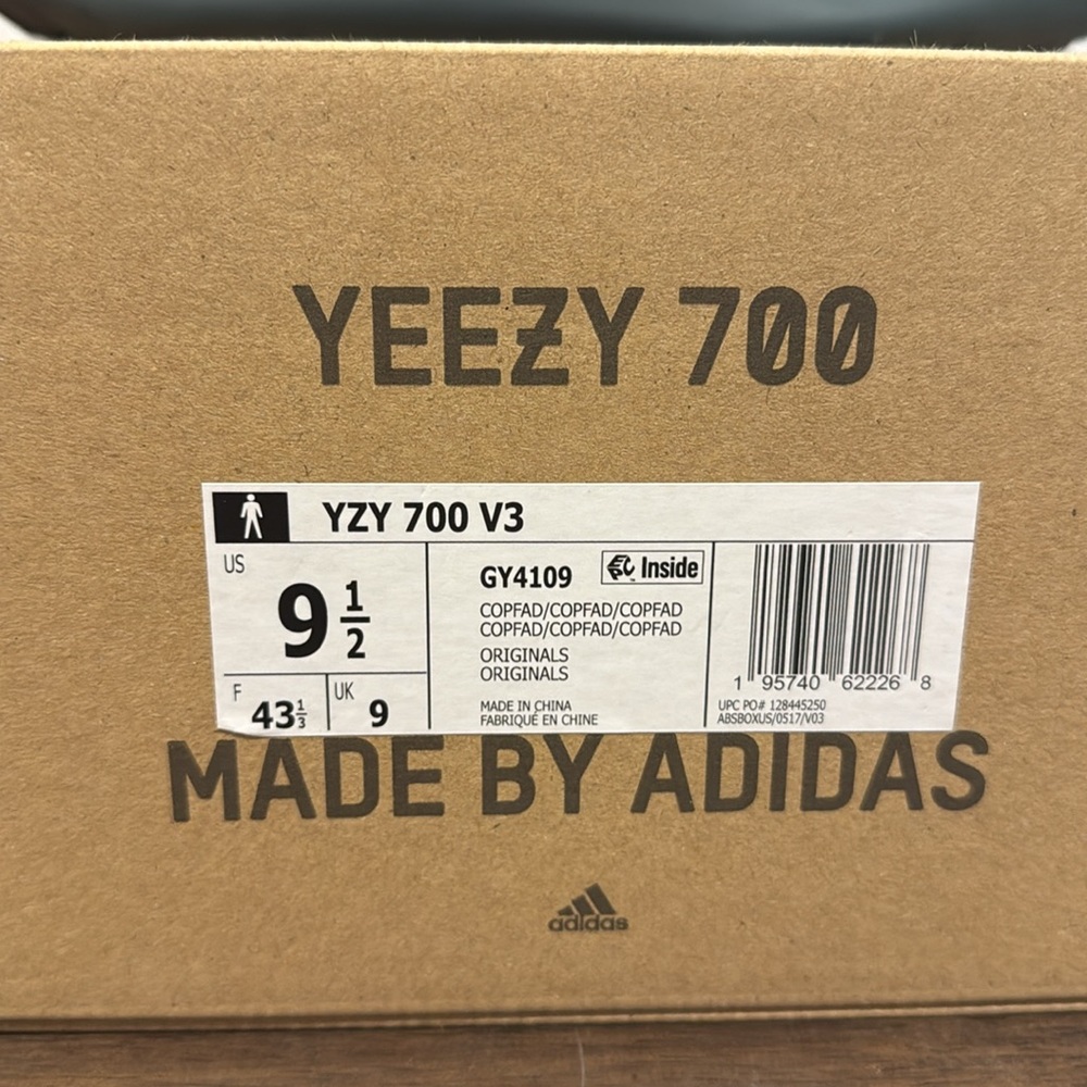 Yeezy 700, Men’s size 9.5, color copper fade, slightly used - Picture 3 of 5